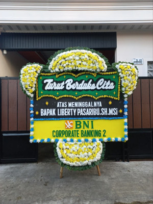Papan Bunga Duka di Tambiluk