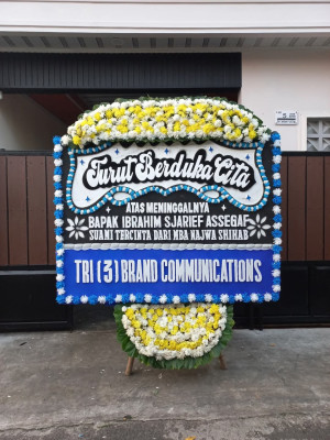 Papan Bunga Duka di Tambiluk